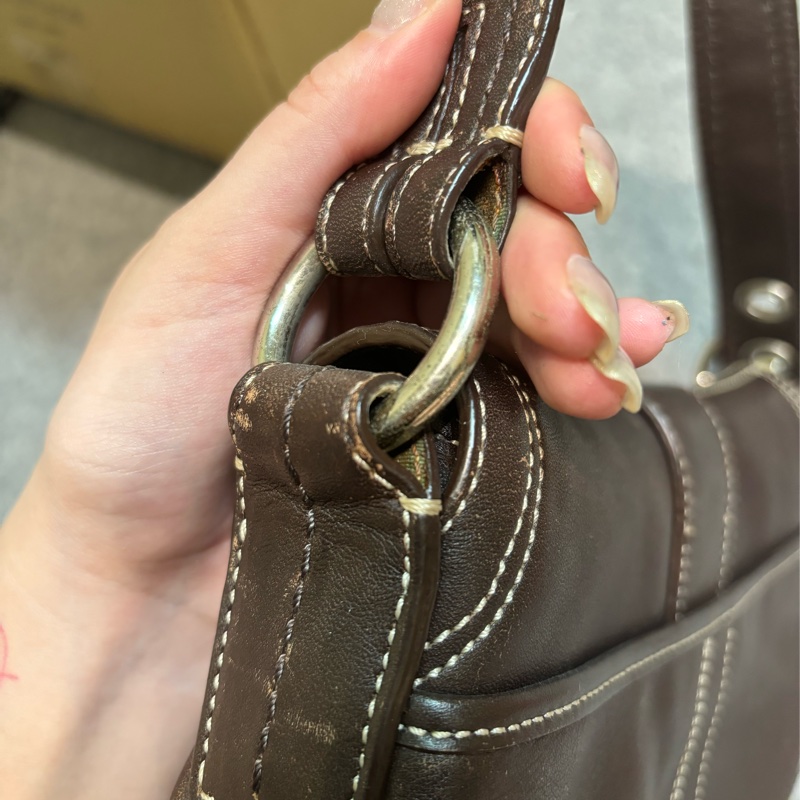 🏷️ Coach hobo 牛皮-37