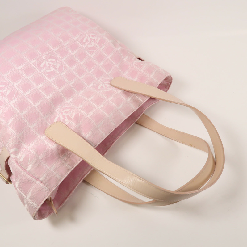 CHANEL 尼龍New Travel Line Tote金扣手挽袋/肩背袋-4