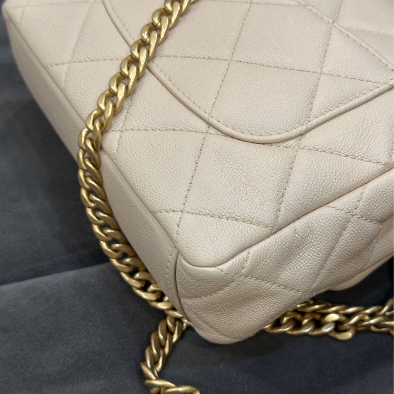 Chanel 23c香檳金手柄方胖子 鏈條斜挎包 芯片款 #近新閒置 #配件齊全 #僅試背-11