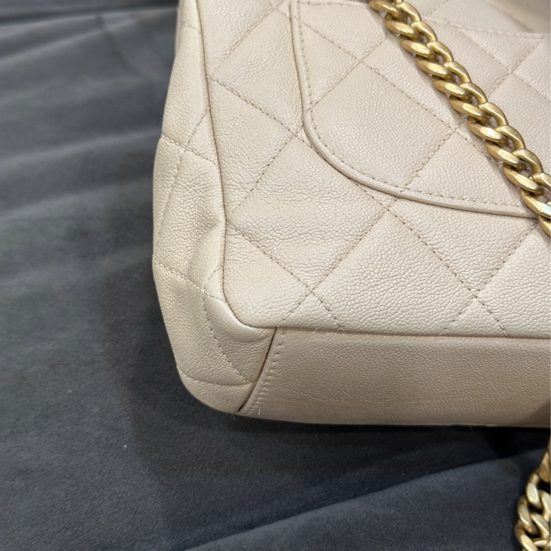 Chanel 23c香檳金手柄方胖子 鏈條斜挎包 芯片款 #近新閒置 #配件齊全 #僅試背-20