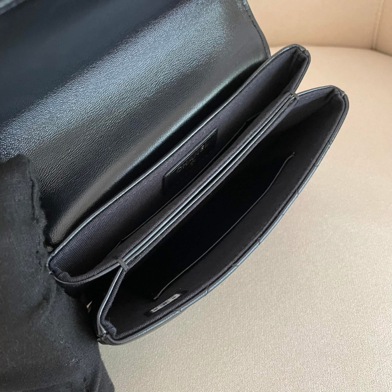 Chanel 圓弧夾層黑金woc-6