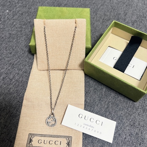 漢神巨蛋專櫃Gucci 吊墜銀色項鍊