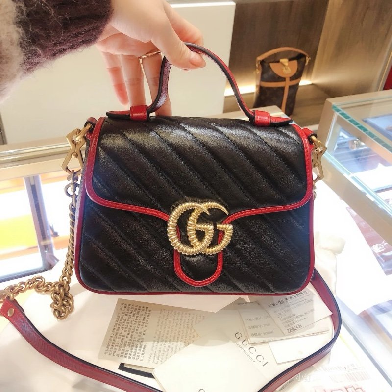 🎁快閃特價🎁Gucci 583571 迷你 GG Marmont 兩用包 櫻桃紅滾邊配色-2