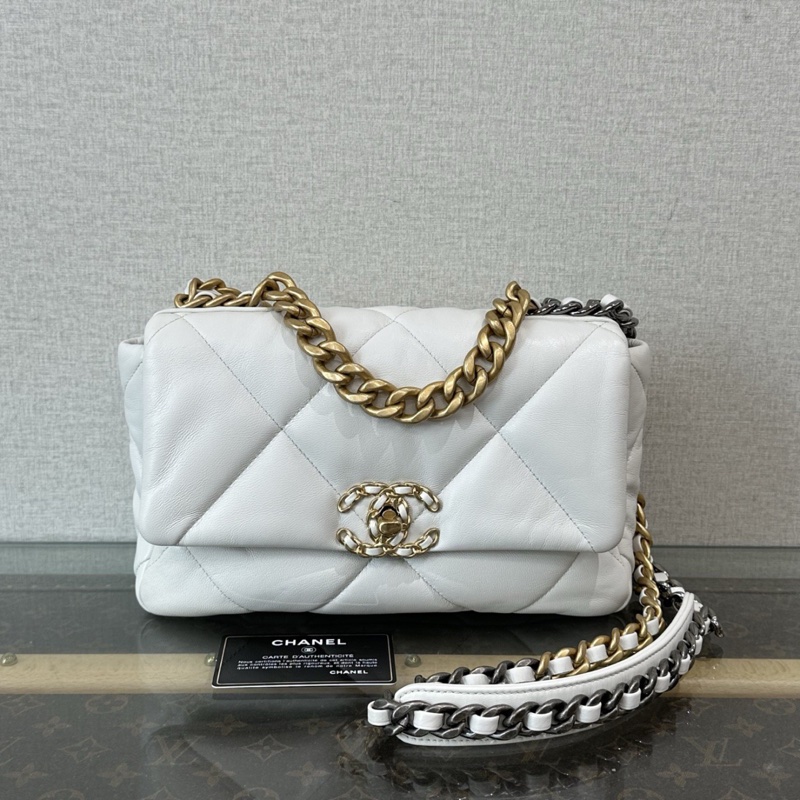 Chanel • 經典白金羊皮 19 Bag 小號-4