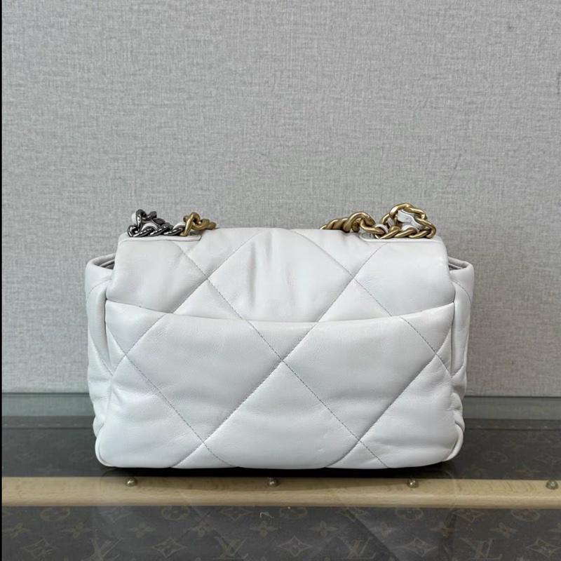 Chanel • 經典白金羊皮 19 Bag 小號-6