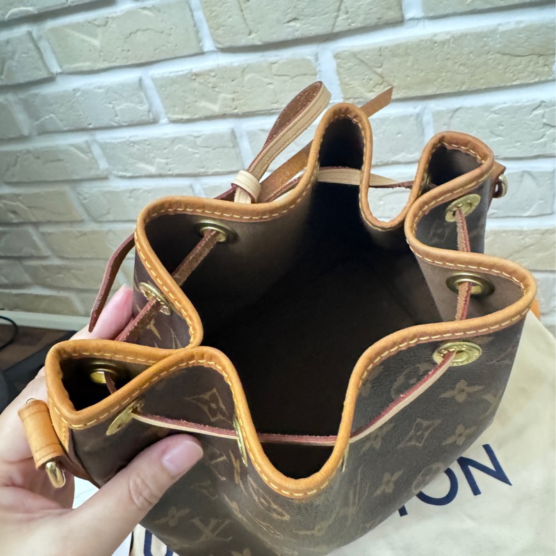 Lv noe bb 水桶包 晶片版影本全配-9