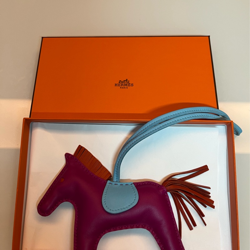 【春節新裝限時八折特價 +贈桃紅色小馬】 Hermès Picotin Lock 26 bag稀有26 粉筆白限量款-22