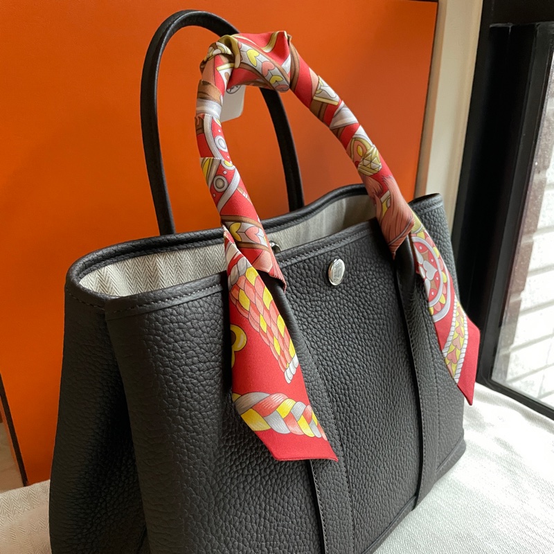 Hermes 愛馬仕 Twilly絲巾 紅色鎖頭💘全新全配-6