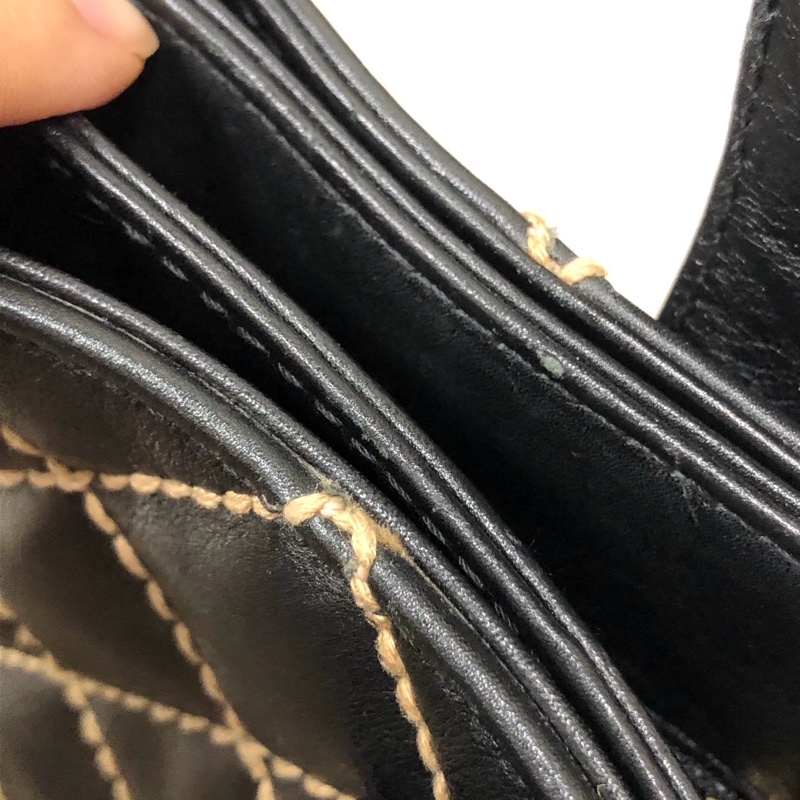 CHANEL香奈兒黑金外縫線中古薇薇安-10