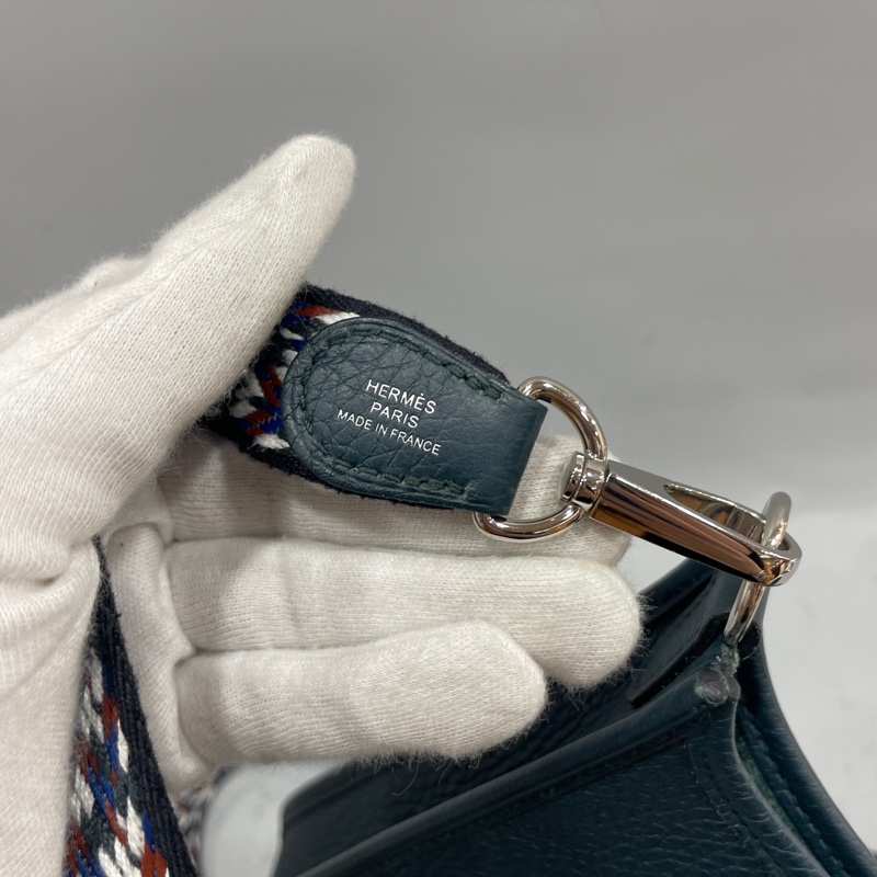 Hermes 松柏綠TC皮銀釦Mini Evelyne 16 B刻-15