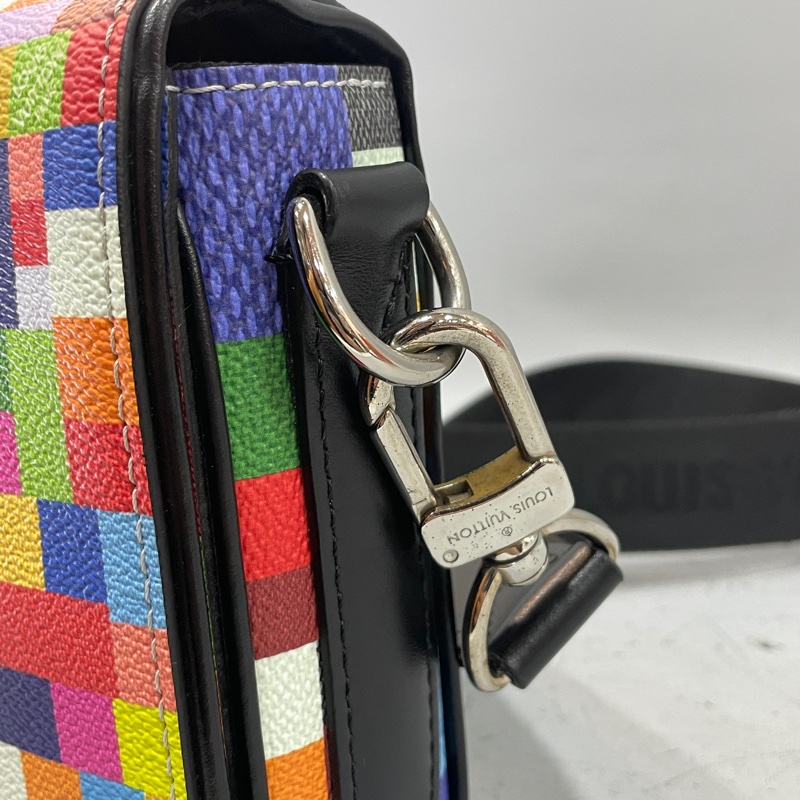 限量款✨Louis Vuitton N50036彩色棋盤格PVC拼牛皮銀釦斜背包 郵差包-9