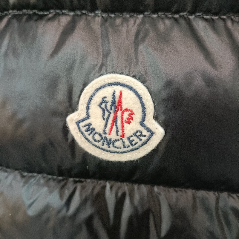 蒙可萊 MONCLER 黑色1號羽絨背心-3