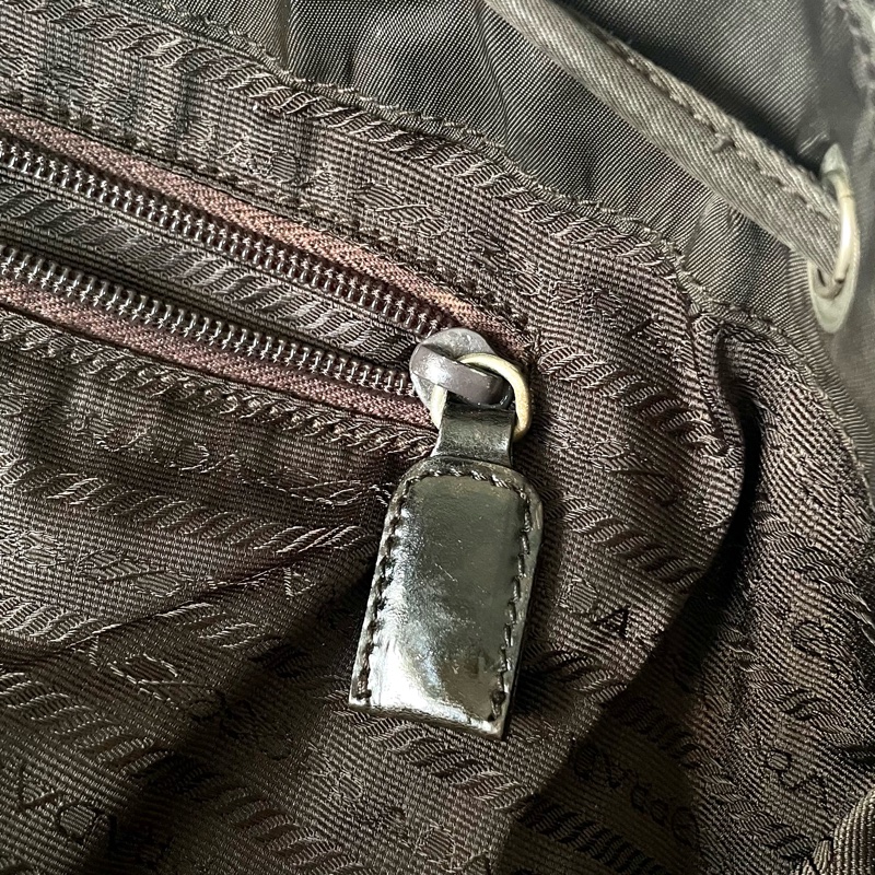 Prada 雙肩包 背包 30cm-30