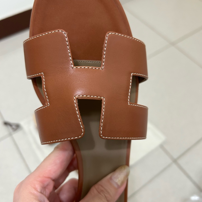 Hermes 經典H涼鞋 、經典棕色(大腳者的福利)-40