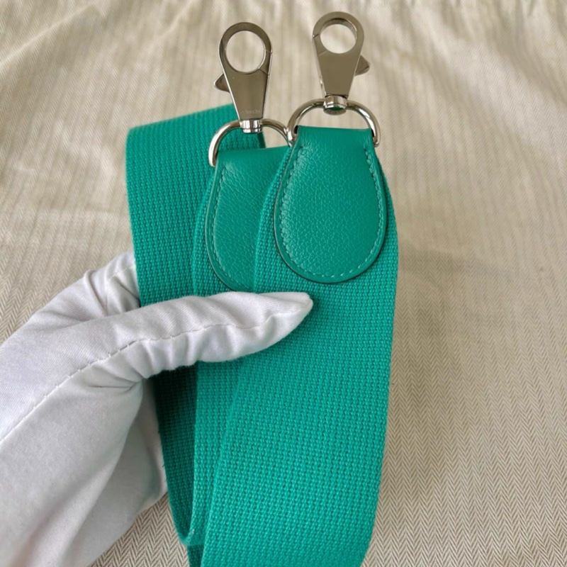 98新😍 HERMES 愛馬仕 牛奶 盒子20 toolbox 絲絨綠銀扣-5