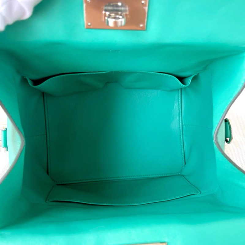 98新😍 HERMES 愛馬仕 牛奶 盒子20 toolbox 絲絨綠銀扣-6