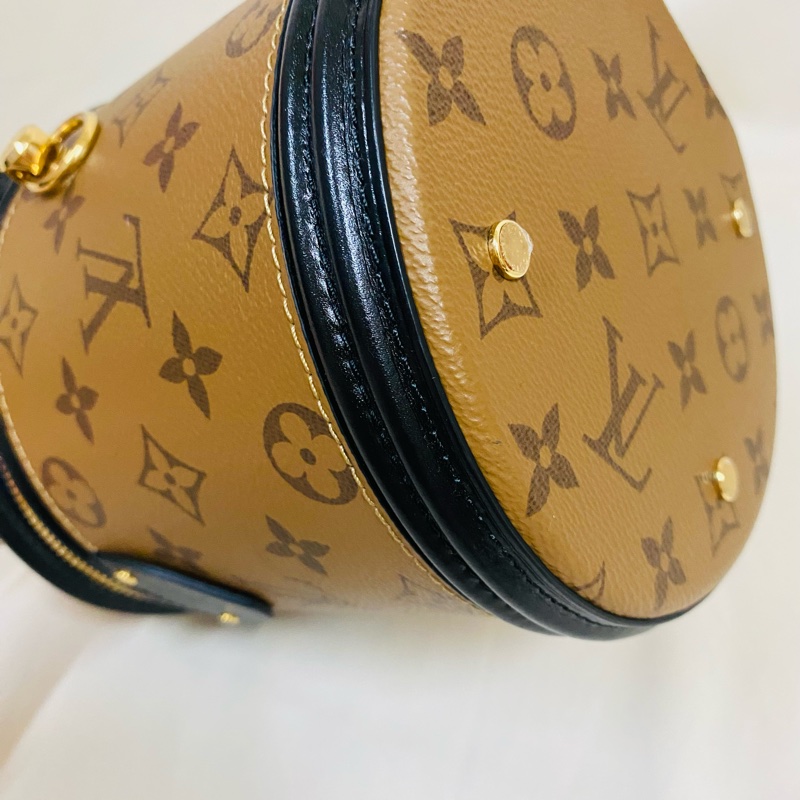 LV ANNES 晶片款 圓筒包 發財包 M43986-10