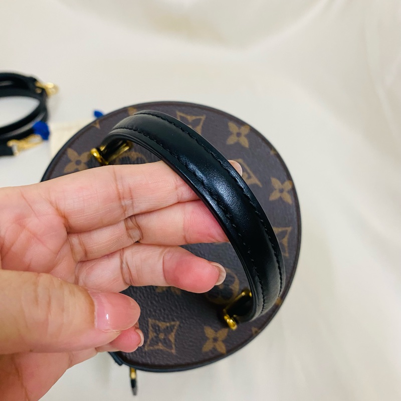 LV ANNES 晶片款 圓筒包 發財包 M43986-30