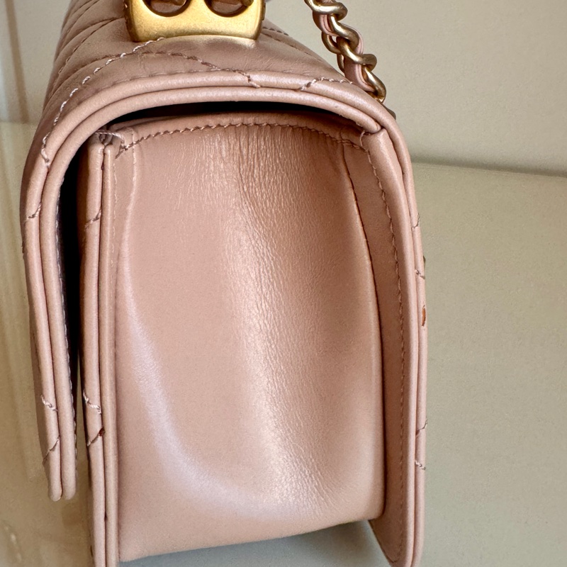 CHANEL焦糖棕金珠包-8