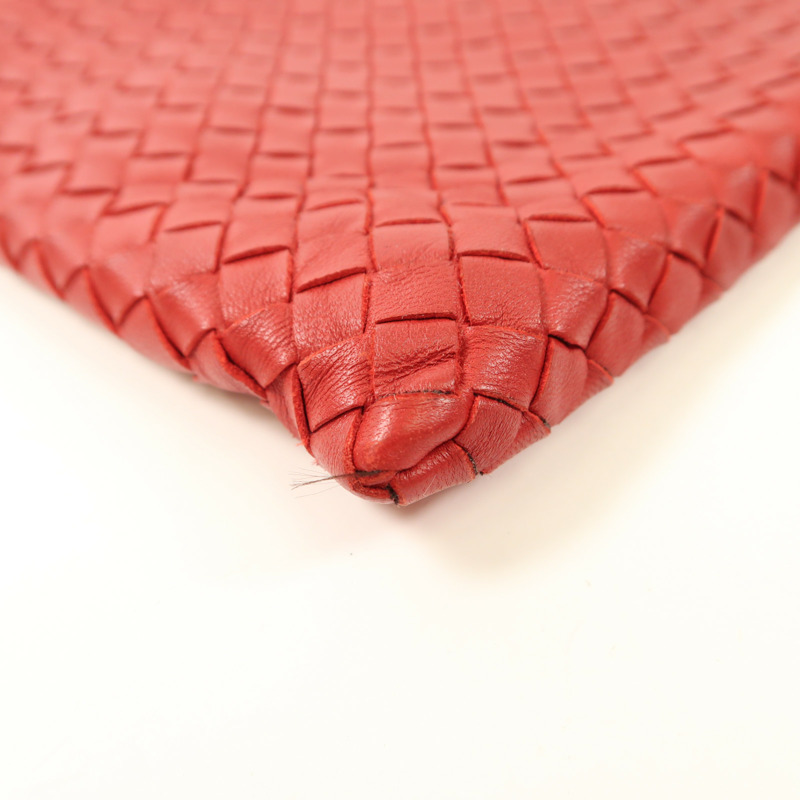 BOTTEGA VENETA 羊皮皮革Pouch金扣手拿包-6