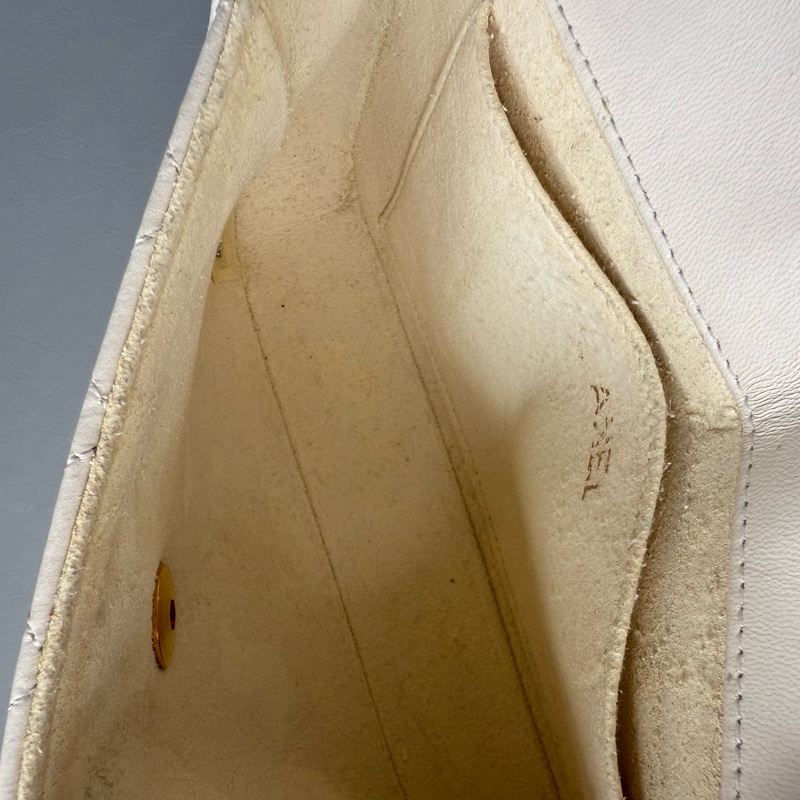 Vintage Chanel classic 19 cm flap bag 中古香奈兒豆豆迷你肩背包-37