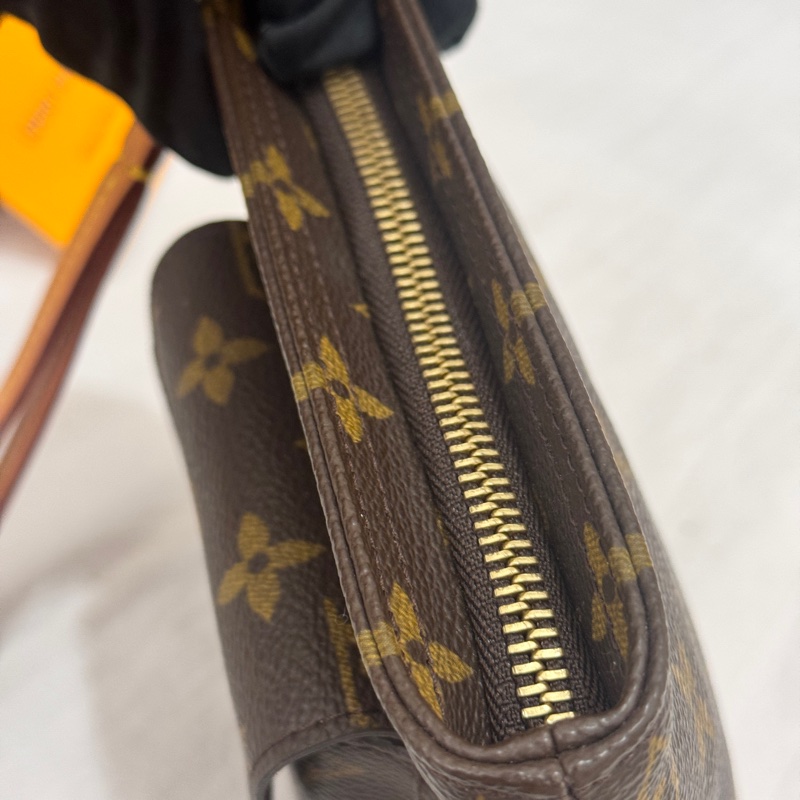 Louis Vuitton Monogram Particion 手拿包-21