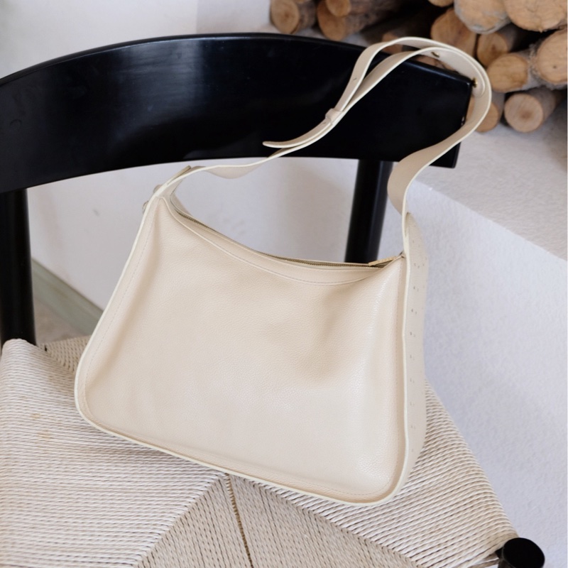 Delvaux 米白D扣牛皮單肩包🤍-6