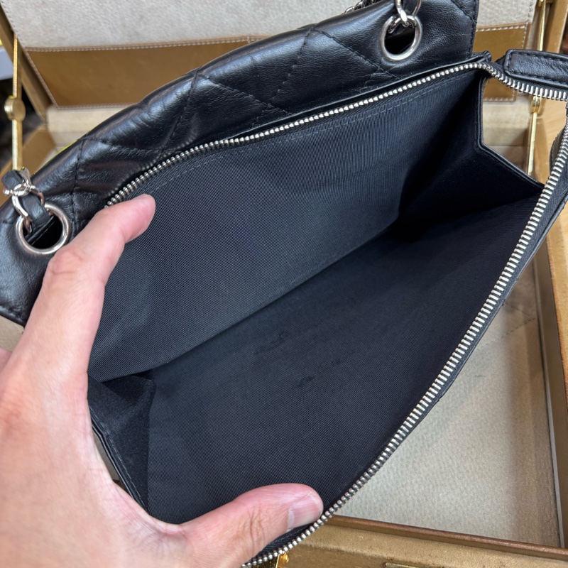 CHANEL vintage方形黑銀2.55釦多層鏈包/特別版🖤超實用空間-13