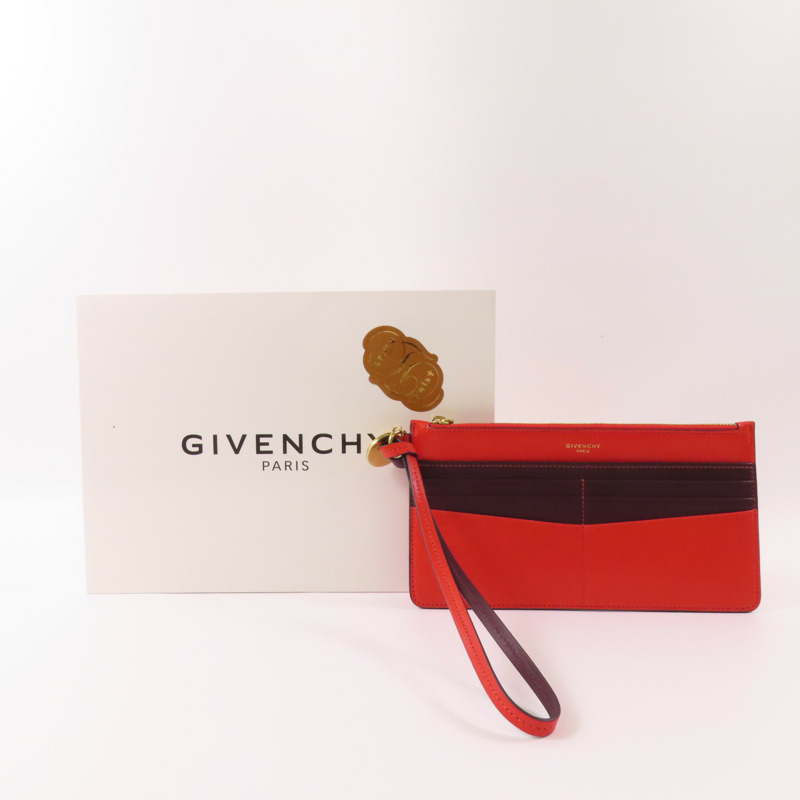 GIVENCHY 牛皮皮革Pouch金扣手拿包-14