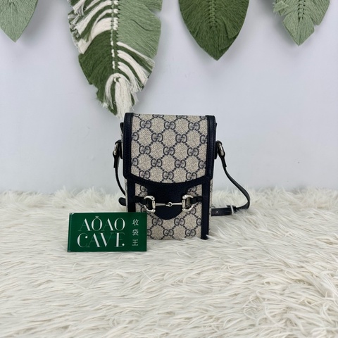 GUCCI Horsebit 1955 海軍藍手機包 斜肩包