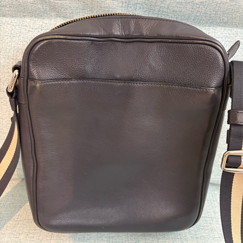 美國購買 正牌Coach 包包 男士斜背包 拉鍊款 深灰款-7