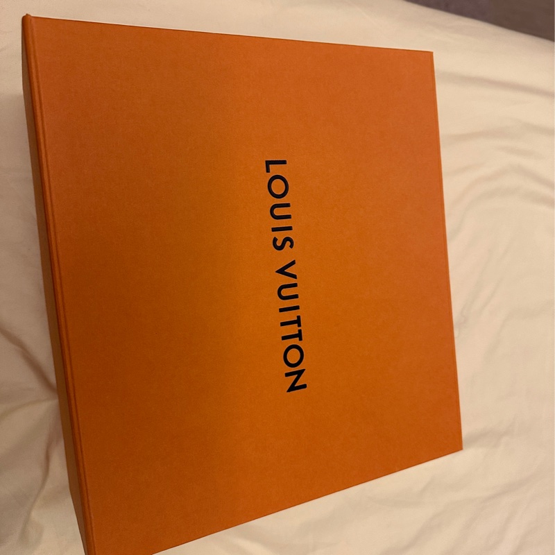 lv marelle 手袋肩背包白色-13