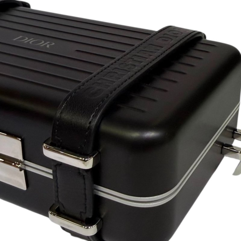 【美收精品】Dior X Rimowa 鋁質和粒面觸感頂級小牛皮手拿包 2-359-6