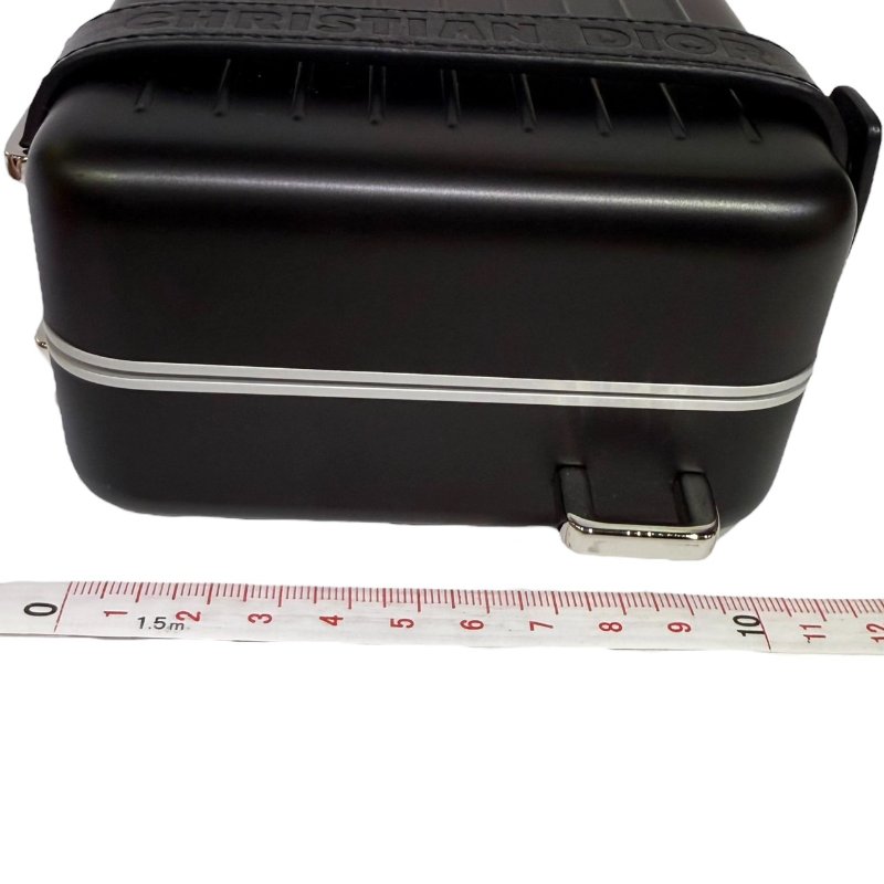 【美收精品】Dior X Rimowa 鋁質和粒面觸感頂級小牛皮手拿包 2-359-18