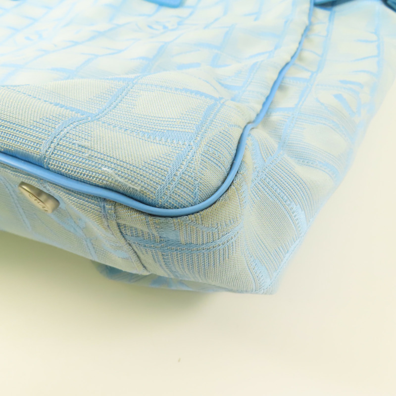 CHANEL 尼龍New Travel Line Tote銀扣手挽袋-11