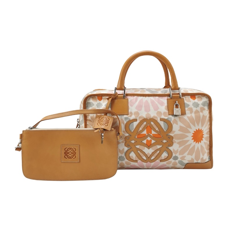 9❤️羅意威Loewe Amazona牛皮印花字母手提包👜-0