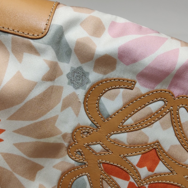9❤️羅意威Loewe Amazona牛皮印花字母手提包👜-15