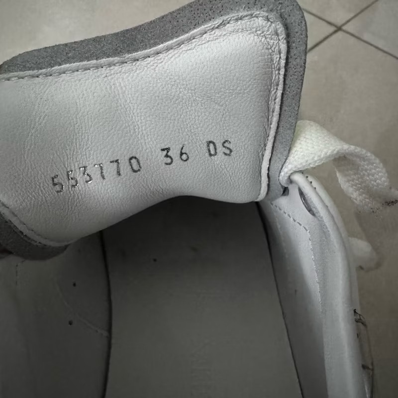 限量款 Alexander McQUEEN (麥昆)小白鞋 女款 鱷魚紋銀尾 小白鞋-0