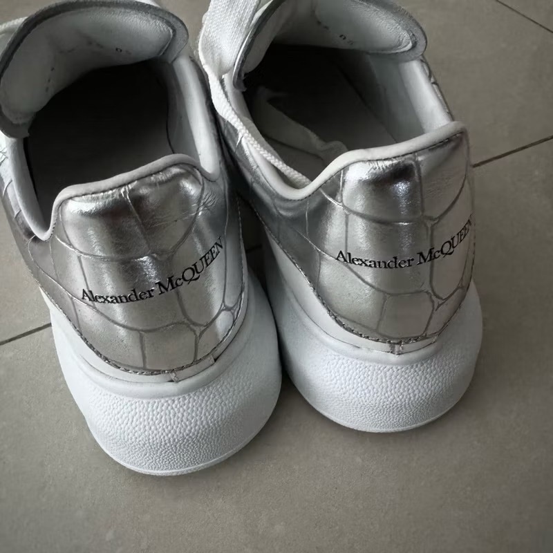 限量款 Alexander McQUEEN (麥昆)小白鞋 女款 鱷魚紋銀尾 小白鞋-6