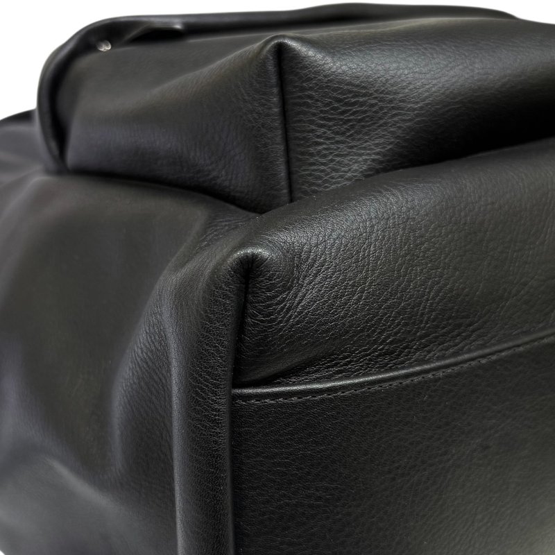 【美收精品】GIVENCHY黑色皮革後背包 2-338-6