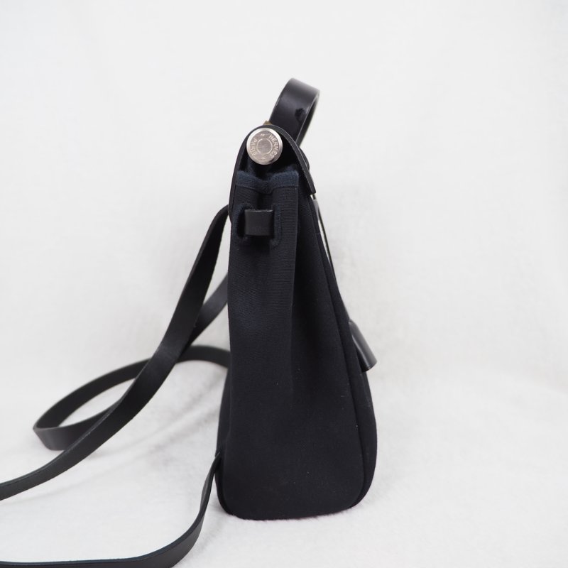 HERMES 黑銀 Herbag 背包-2