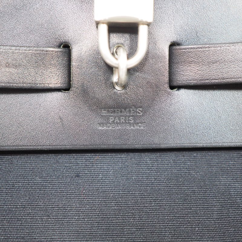 HERMES 黑銀 Herbag 背包-14