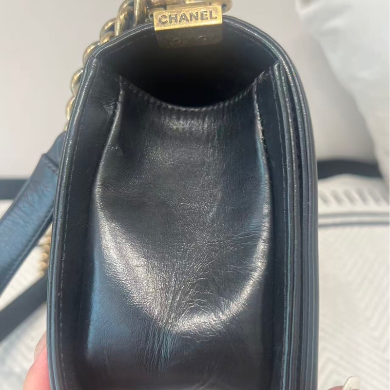 全配🈶️購證❤️ 香奈兒 #黑金 #leboy #boy25  #油臘牛皮 +復古金釦 中號-21