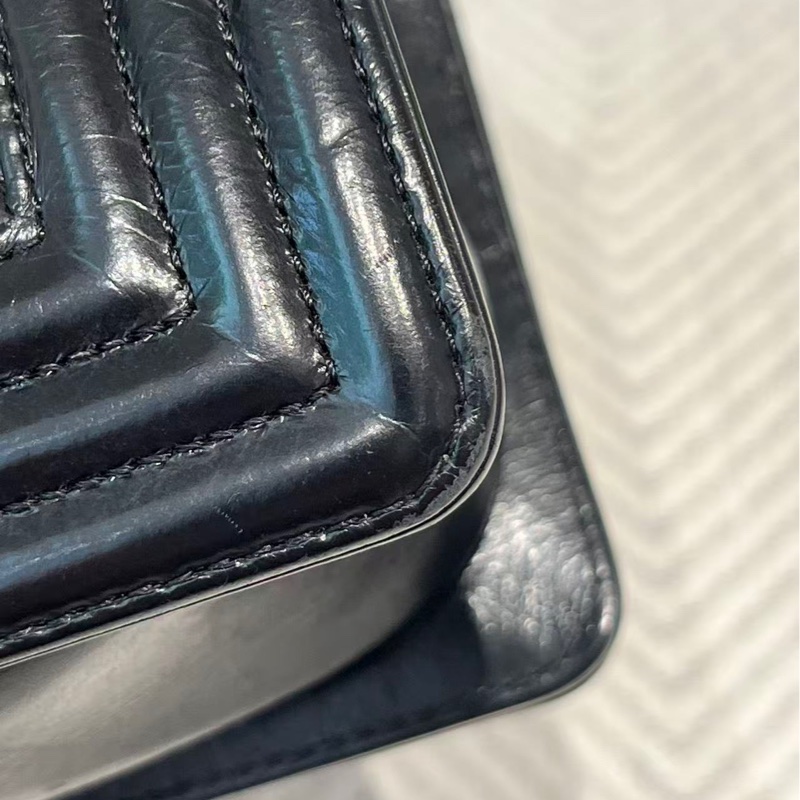 全配🈶️購證❤️ 香奈兒 #黑金 #leboy #boy25  #油臘牛皮 +復古金釦 中號-41