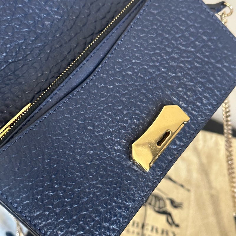 99新🈶️吊牌❤️ burberry #皇家藍 #荔枝牛皮 #woc #鏈條包-9