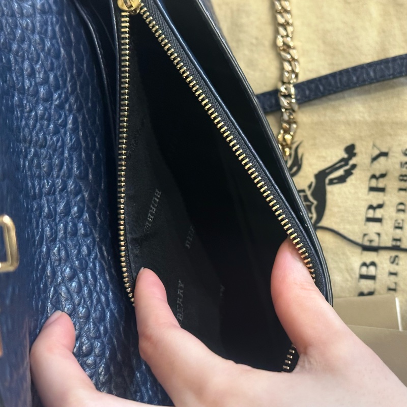 99新🈶️吊牌❤️ burberry #皇家藍 #荔枝牛皮 #woc #鏈條包-11