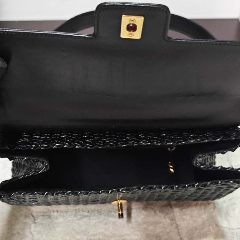 玩家必收 ChanelVintage特殊工藝藤編包 卡標齊-21