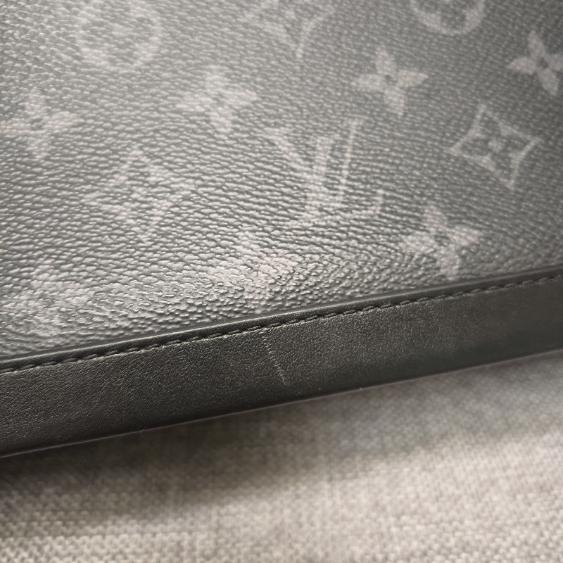 🌺盛夏折扣🌺快閃一週甜價至7/20‼️【8成新】㊣✨Louis Vuitton✨(贈內膽包)路易威登 LV 老花 SOFT TRUNK BOX黑武士 軟盒子 盒包 箱包 肩背包 斜背包 /二手精品/二手包🌳二手樹屋🌳-14