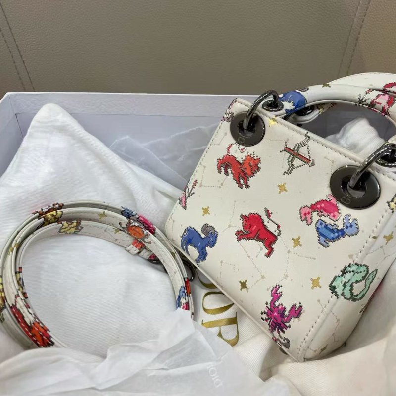 DIOR Lady 星座符號印花黛妃包超迷你奶白色芯片款12*5*10cm 99新配件盒子塵袋保卡-6