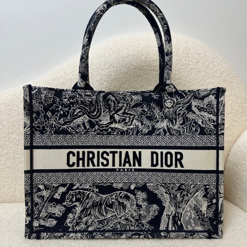 Dior 限量刺繡 反轉動物園托特包 中號-1